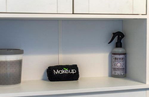 Coastal Haven Minutes From Beaches and Downtown - Foto 23