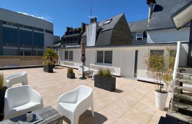 Votre mini maison en plein cœur du centre ville -terrasse - et parking privé sur place clos - draps et ménage inclus - Photo 1