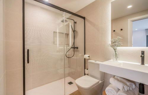 ApartsNouBcn Equador Les Corts - Photo 33