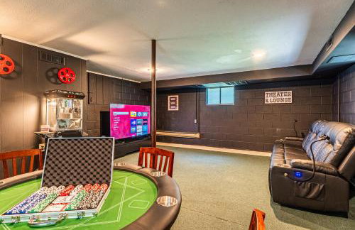 NRG Retreat Pool, Games, Theater and Rock Walls - Foto 1