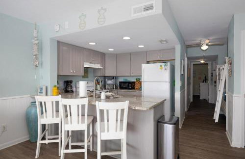 The Salty Pineapple- Ocean Views & Beach Access - Foto 16