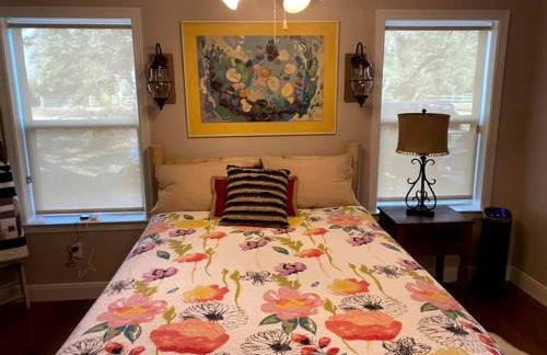 Cozy Texas Cottage Ideal for Weekend Getaways from Austin - Foto 6