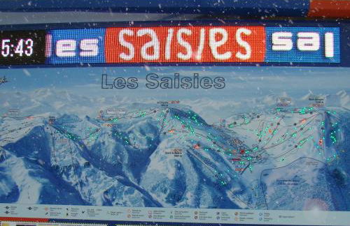 Appartement dans chalet aux saisies-100m des pistes-cœur station 13 pers - Foto 37