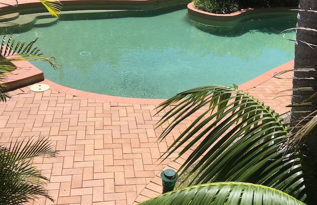 Town Beach Beachcomber Resort - Photo 28