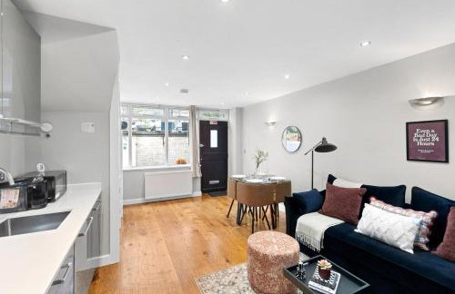 Artistic Flair 1 BD Cottage in NW11 Sleeps 3 - Foto 2