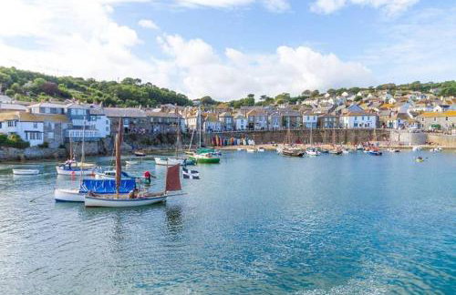 Honeysuckle Cottage by The Sea - Photo 14