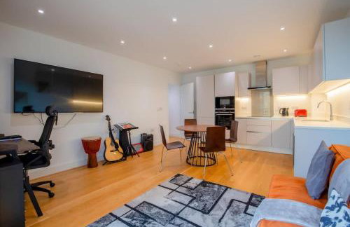 Modern Cozy 1Bed Flat Balcony Near Kilburn Station TG-GH-15-Fred - Foto 2