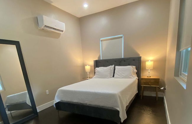 The Front Porch - Photo 8