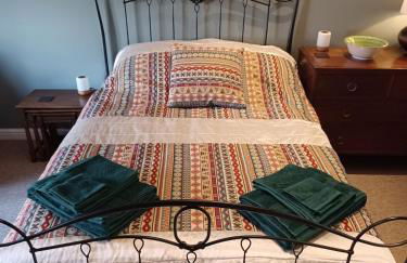 The Studio Loft - A cosy town centre apartment - Photo 18