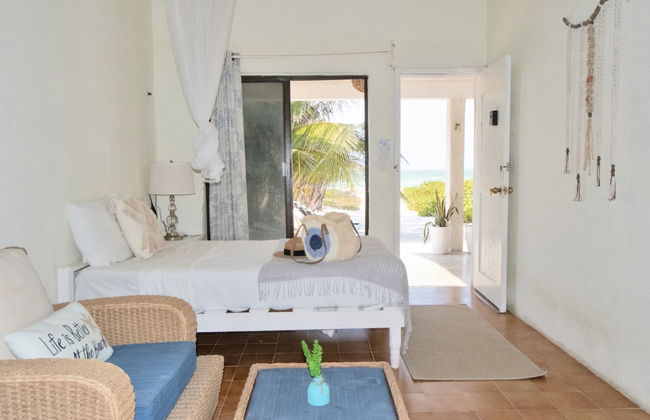 Arena y Mar Beachfront House, El Cuyo by The Spot Rentals - Foto 10