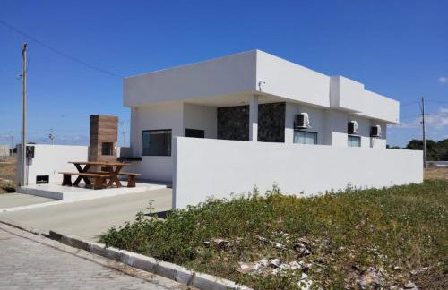 Linda casa em condomínio fechado - Foto 7