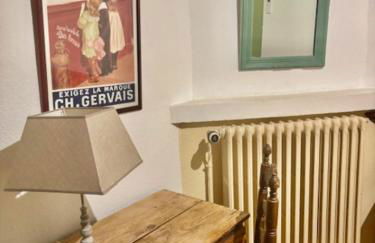 Stunning farmhouse with heated private pool in Provence - Photo 24