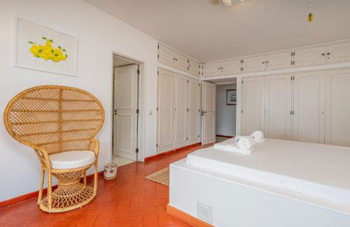 Spacious villa with sea view, tennis & golf garden #1963 - Foto 16