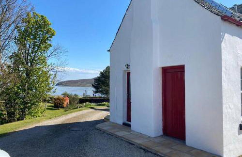 Lamlash- Self catering accommodation with seaviews - Photo 23