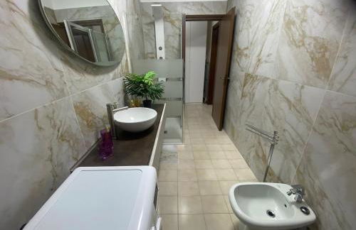 Two-room apartment in Voghera's historic center - Foto 8