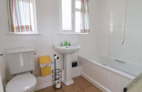 Court House Farmhouse - Photo 23