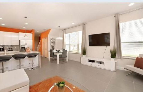 3 bedrooms pool home Retreat Close to Disney - Foto 4