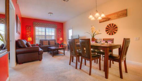 Lofty Lodge - Photo 1