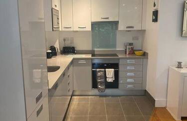 Lovely and spacious Wimbledon Flat - Foto 13