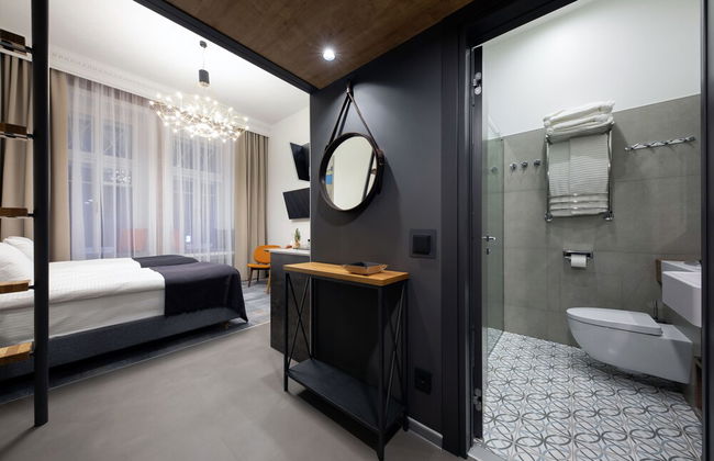 Underwood Art Room - Photo 12