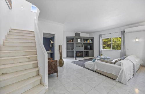 Villa Amoreira by Villa Plus - Photo 23