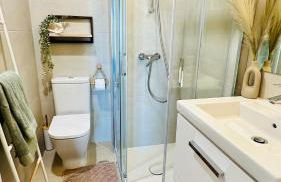 Malaga Tower - Photo 20