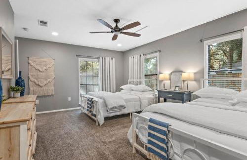 Family or Group Getaway Spacious Home - Porch - Sleeps 10 - Foto 17