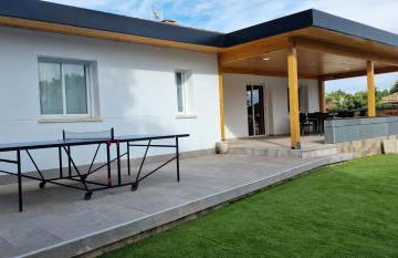 Chalet Oasis, Piscina, Barbacoa, Jardin, Amigos, Familia, Grupos, Casa, Villa - Foto 8