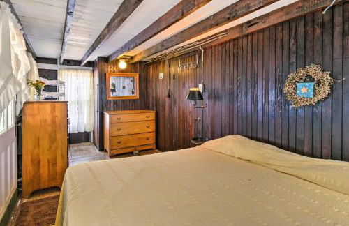 Beachfront Connecticut Retreat with Views! - Foto 14