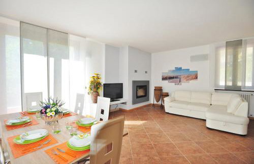 villa between lake and mountains - Foto 1