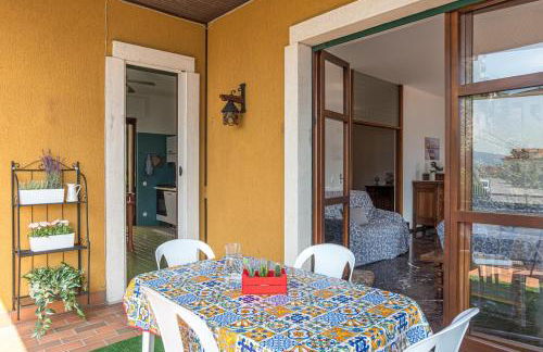 Teo s House private parking and lake view - Photo 15