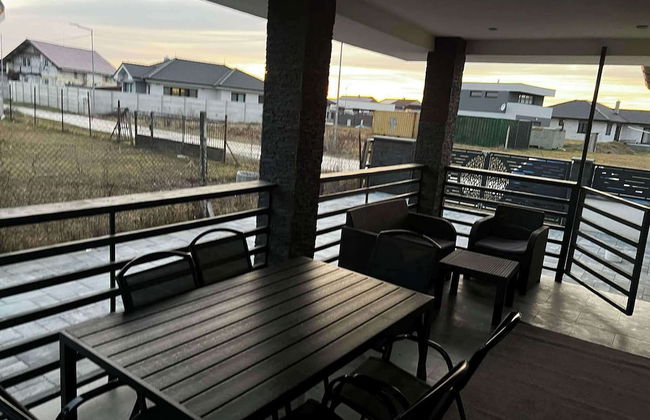 4-bed Villa Retreat - Bbq, Garden & Stunning Views - Foto 14