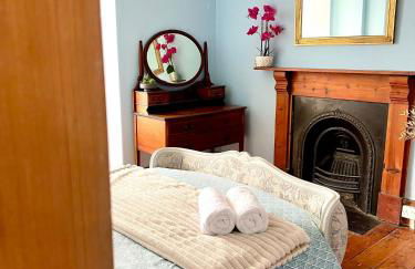 Rhianfa 4 bedroom house minutes walk from the beach - Photo 35