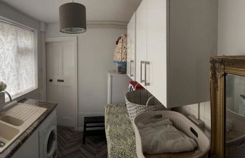 Contractors Corporate Welcome Charress House - Photo 18