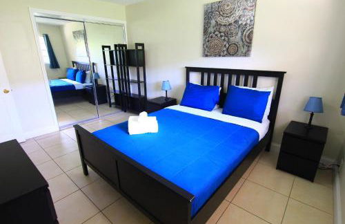 Sunny Isles Apartments by MiaRentals - Photo 54