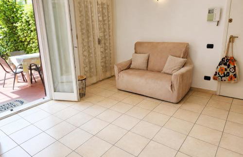 GuestHost - Piana di Solaro Modern Flat & Swimming Pool - Foto 13