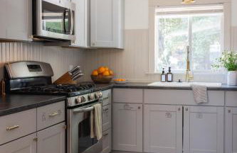 Comfy Home with Game Room & Back Yard - Kid Friendly - Foto 26