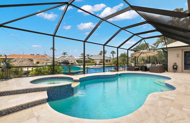 Sunshine Escape by Distinctive Beach Rentals - Photo 2