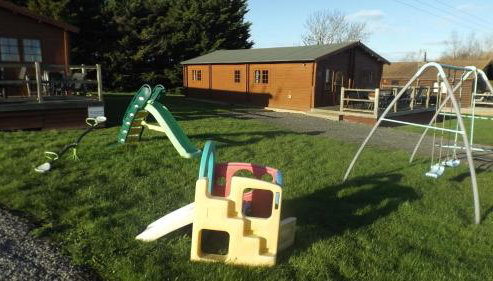 Spacious 3 bedroom cabin at Avonvale Holiday Lodge - Foto 3