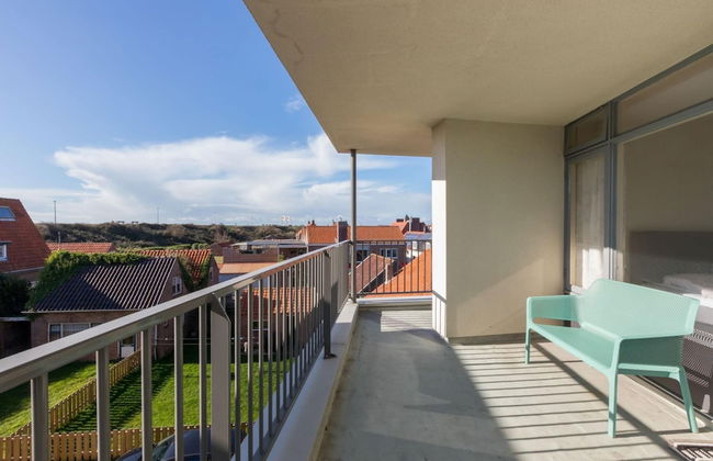 Attractive Apartment in the Center and at the Bottom of the Zoutelande Dunes - Photo 2