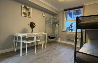 Westminster Inn - Photo 100