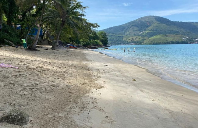 Suítes aconchegantes com piscina e praia - Foto 32