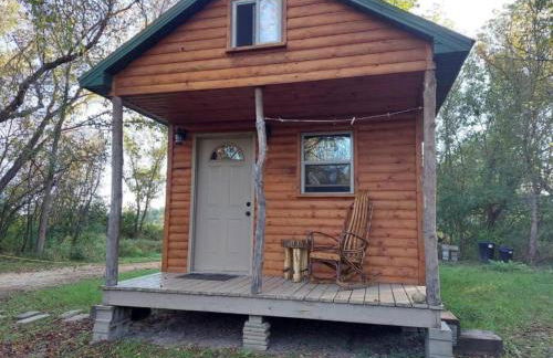 Cozy Creekside Cabin Rental for a Secluded Weekend Getaway in Wisconsin - Foto 24