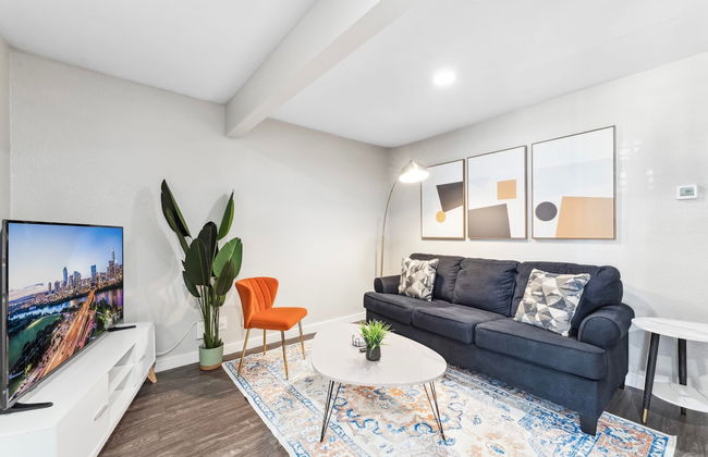 Quaint King Bed 1BR 5 Min to DT - Foto 18