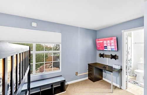 5 BR w/ Pool, close to Six flags, cowboy stadium, Globe Life field - Foto 2