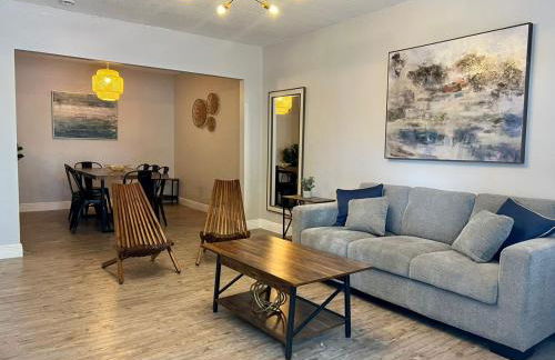 Coral Gable 3BR House - Foto 1