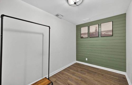 Riverfront w Hot Tub Game Room Fire Pit & More - Foto 49