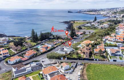 Beach Front Villa - Photo 1