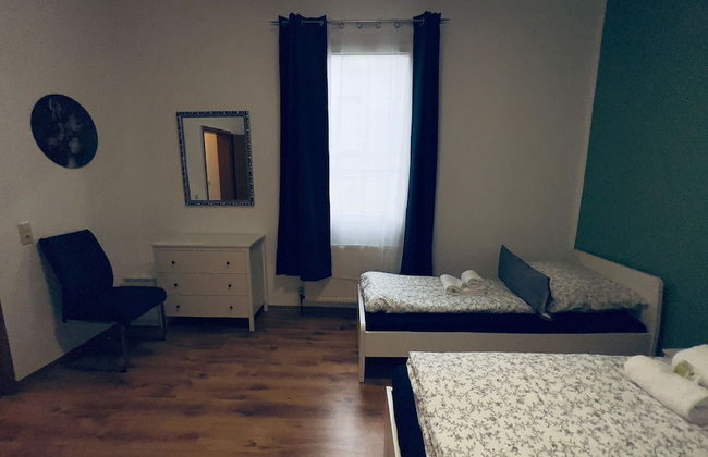 Cozy Koblenz Apartment With City Views - Photo 4