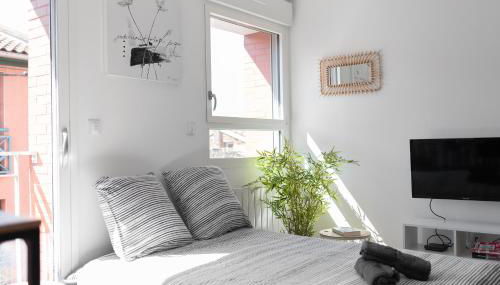 T2 avec parking gratuit - proximité gare - Foto 4